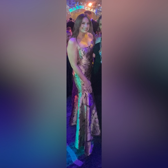 Mauve Floral Maxi - Picture 5 of 5